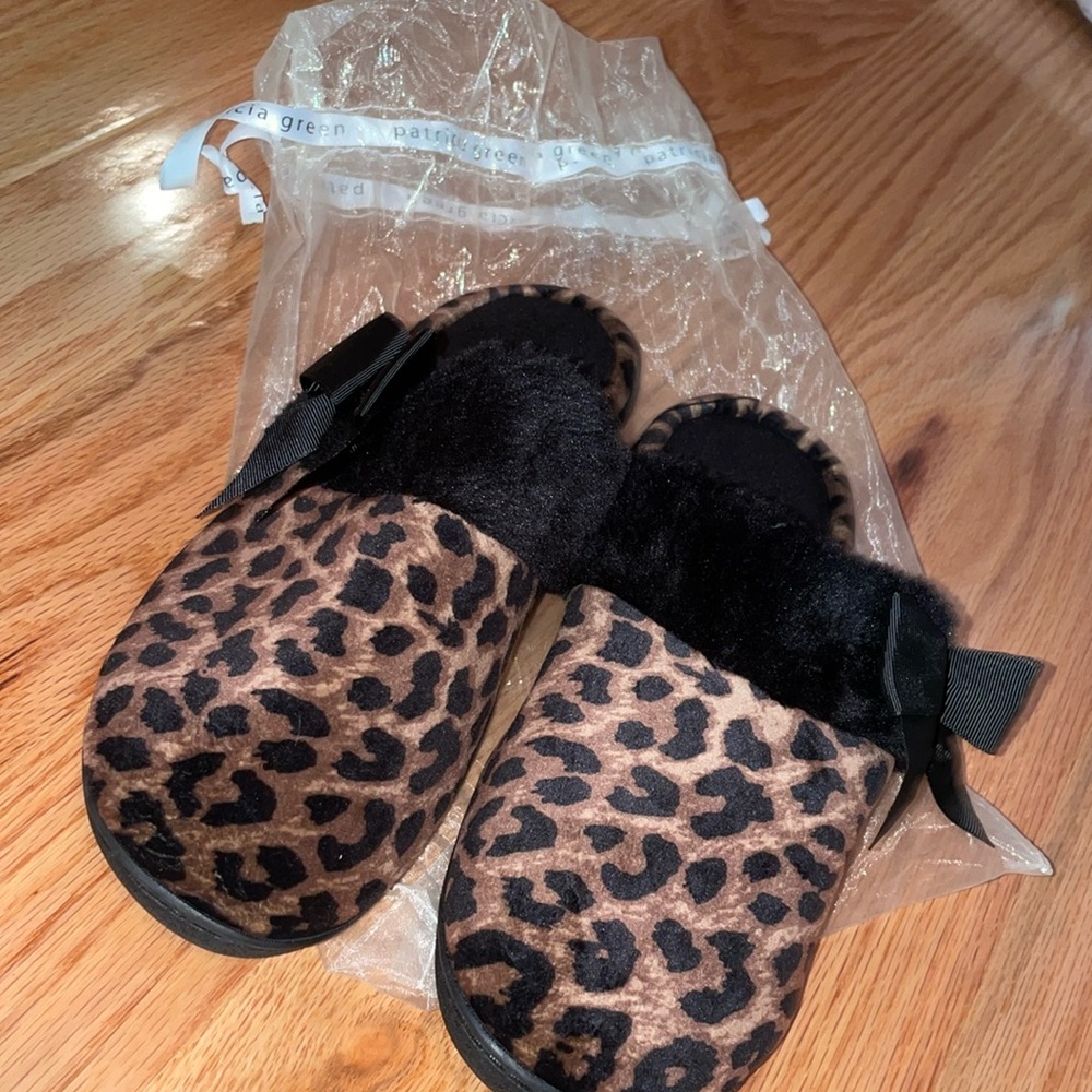 Patricia Green Faux Fur Slippers cheetah accent